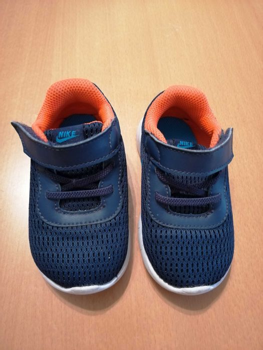 Маратонки Nike 21 номер