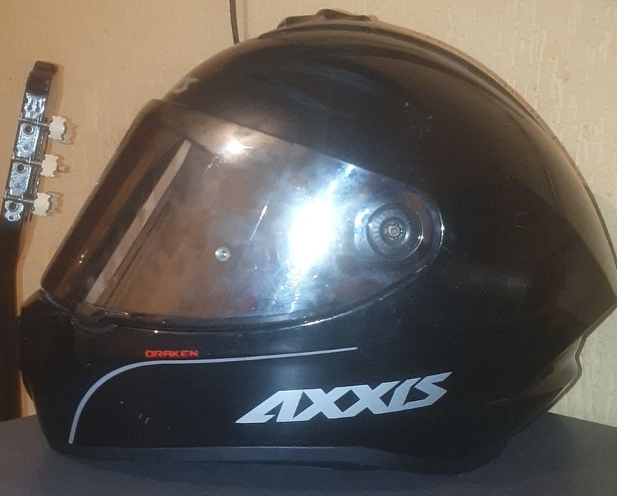 Vând Casca Axxis XL
