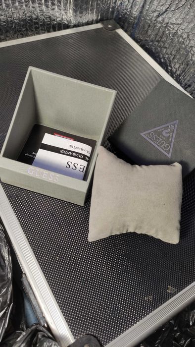 Продам коробки для разных часовых брендов.