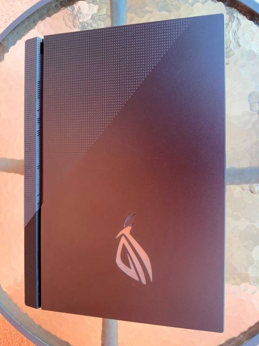 Laptop Gaming ASUS ROG Strix G17 G713QE cu AMD Ryzen7 5800H, 17.3", Full HD, 144Hz, 32GB, 512GB SSD, NVIDIA  RTX 3050 Ti 4GB