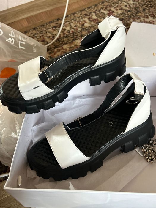 Женская обувь, 38 размер