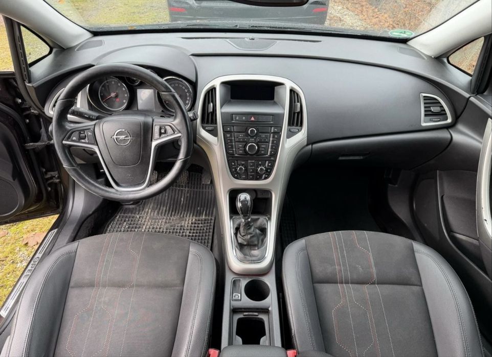 Opel astra J 1.4t benzina