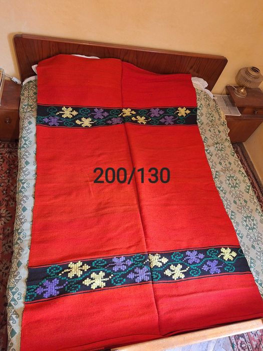 Ръчно тъкани килими и черги