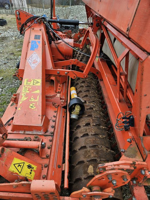 Freza + Semanatoare Kuhn HR 4003 4 metri