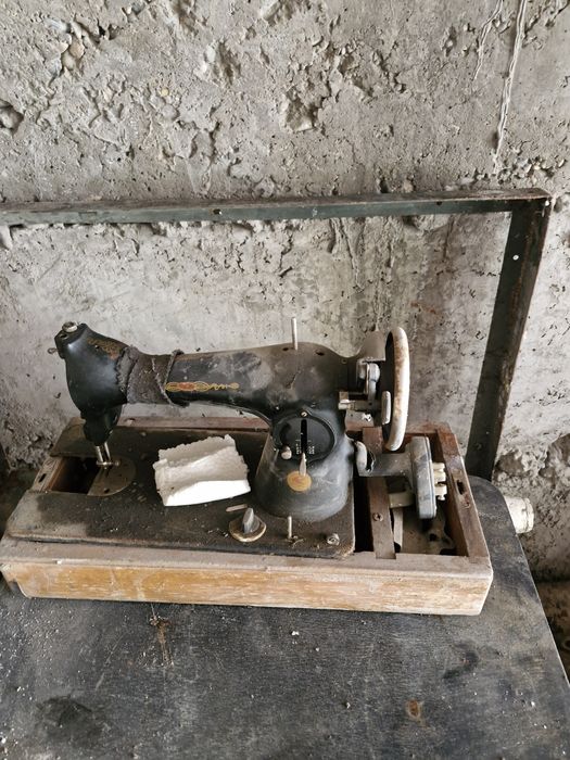 Швейная машины,старый.