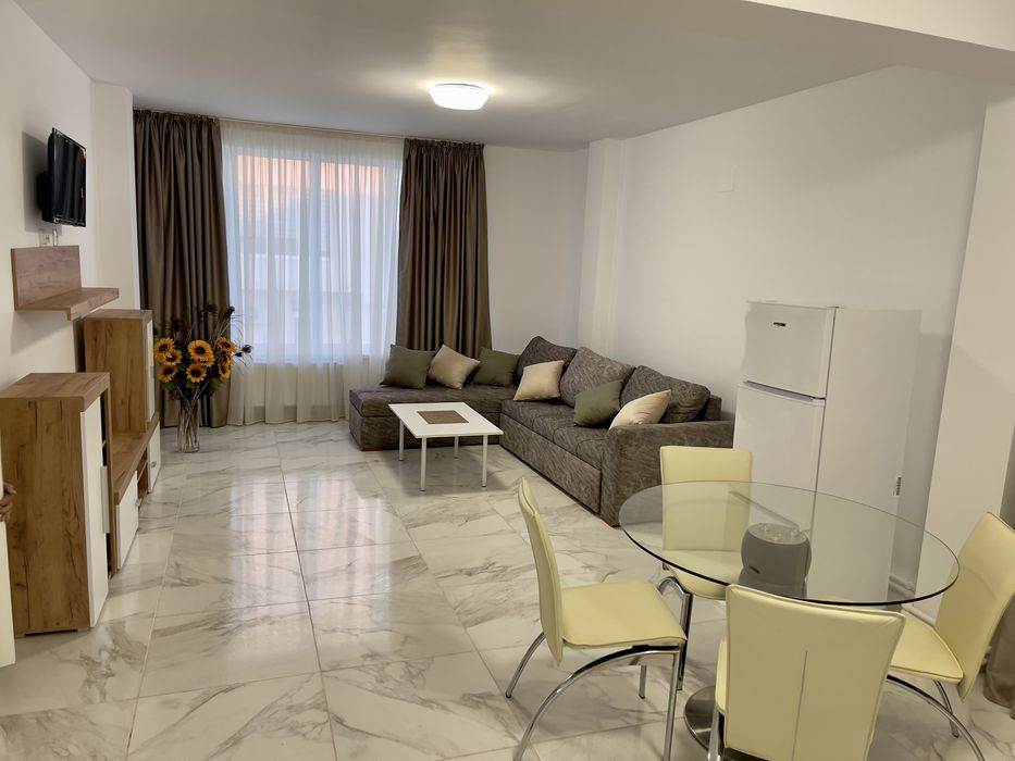 Apartamente de inchiriat