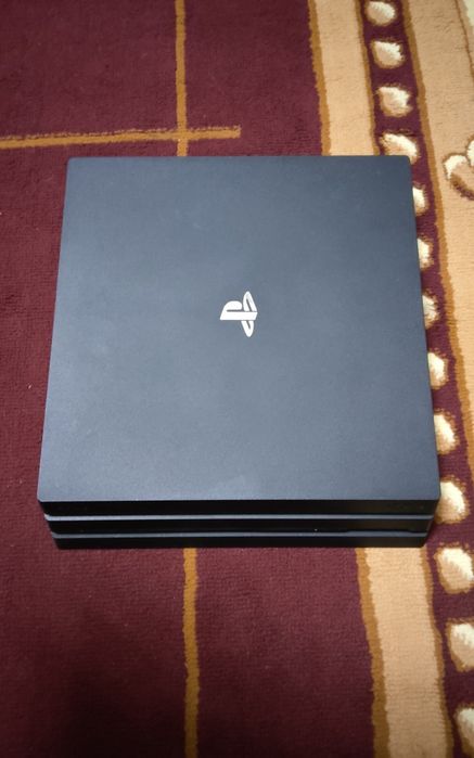 PlayStation 4 Pro sotilad