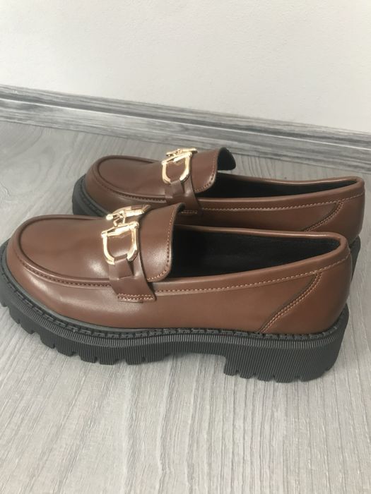 Mocasini casual maro
