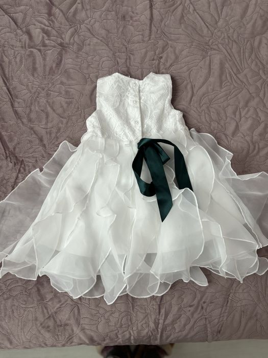 Бяла рокля за бебе 12-18 месеца