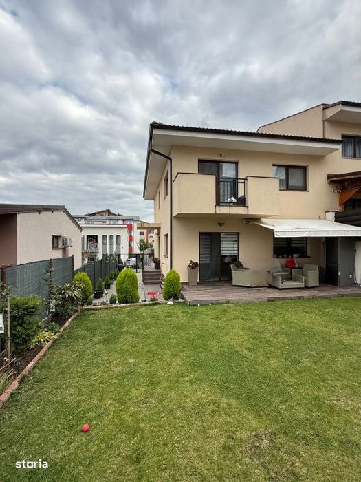 Vand Duplex Floresti - Teilor, 4 dormitoare, 250 mp teren
