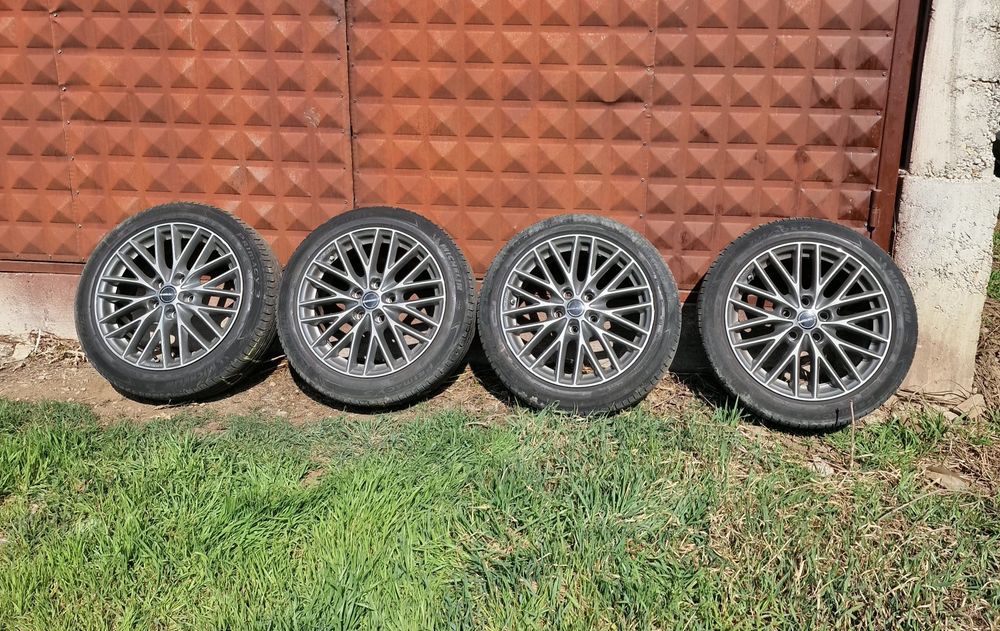 Jante BORBET R17 Cauciucuri Michelin Primacy 3