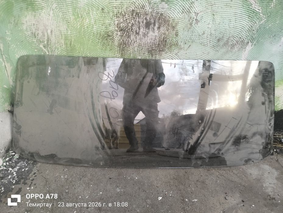 Продам авто стекла на ретро