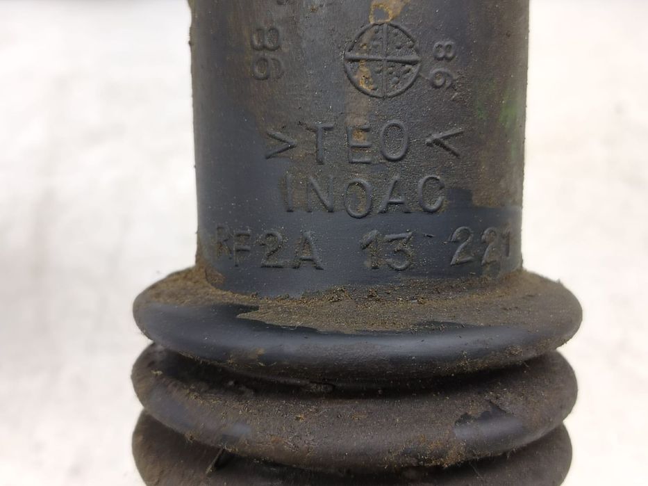 Furtun aer admisie Rf2a13221 Mazda 626 GF [facelift] [1999 - 2002] 2.