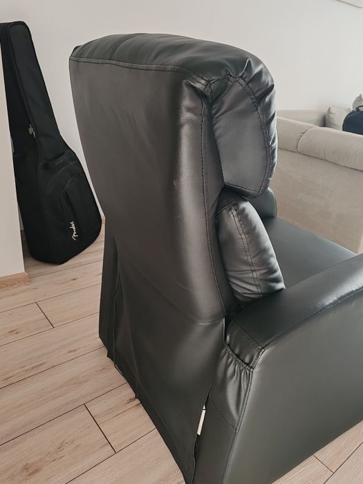 Чисто нов масажен фотьойл