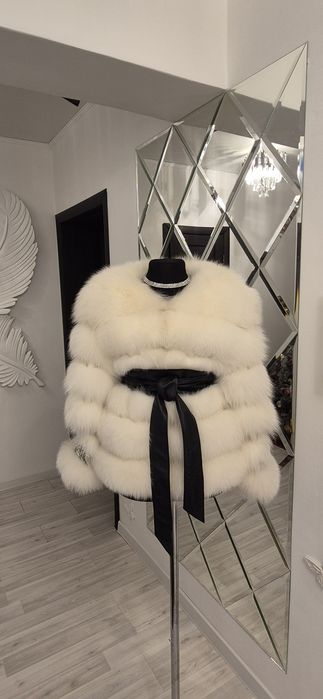 Продам Песцовую шубу