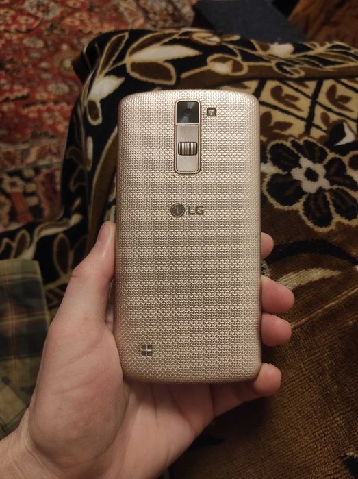 Смартфон LG K8 LTE