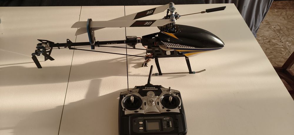 Радиоуправляемый вертолет