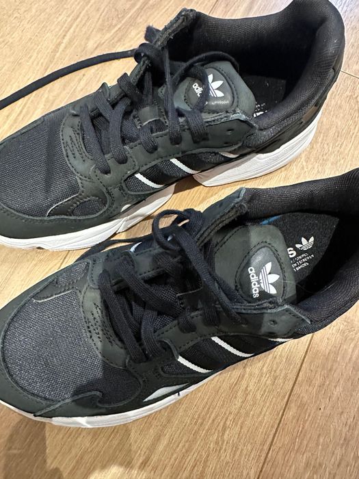 Маратонки Adidas
