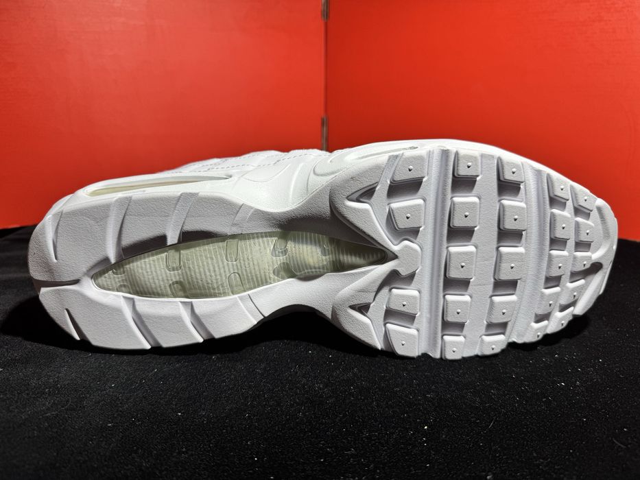 Оригинални! Nike Air Max 95 Essential - 48.5 ShoeMag