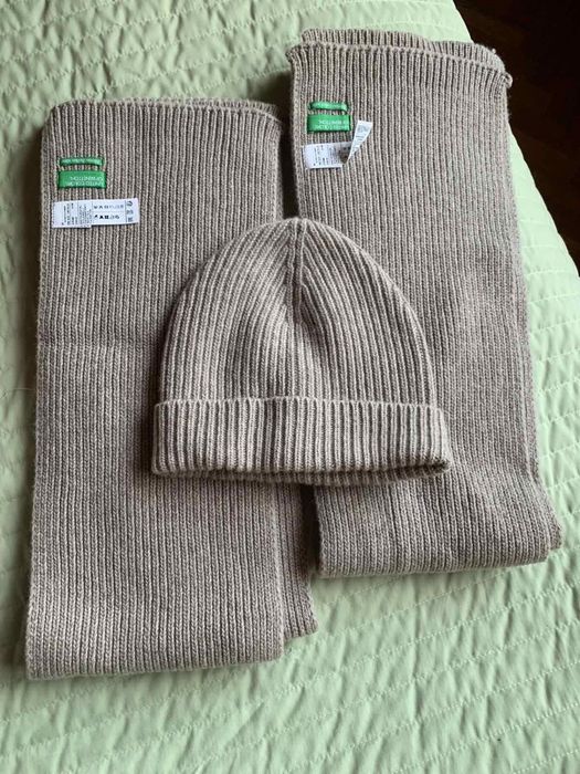 Ново! united colors of benetton playlife Зимен шал зимна шапка бенетон