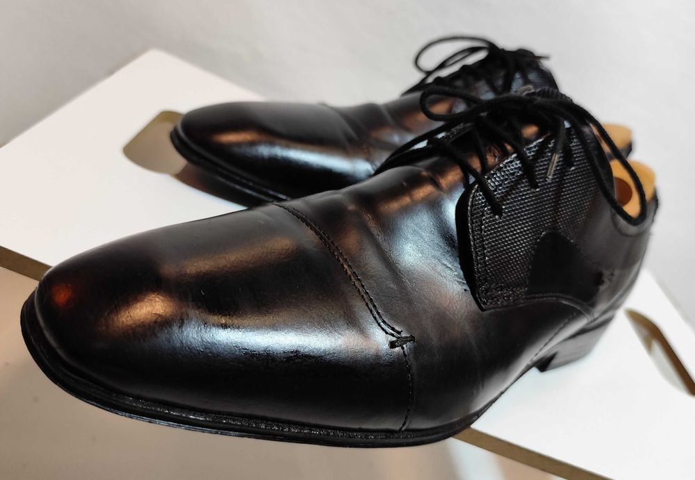 Pantofi derby 46 cap toe Bugatti piele naturala moale negru