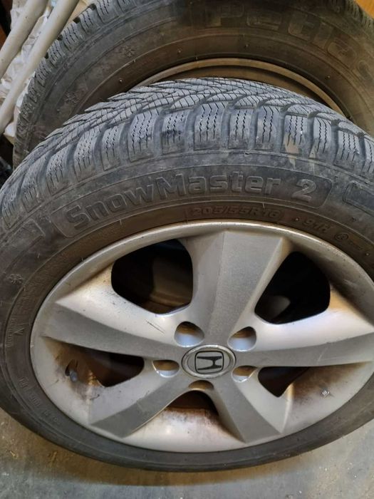 Джанти със зимни гуми Honda FR-V 205/55/16