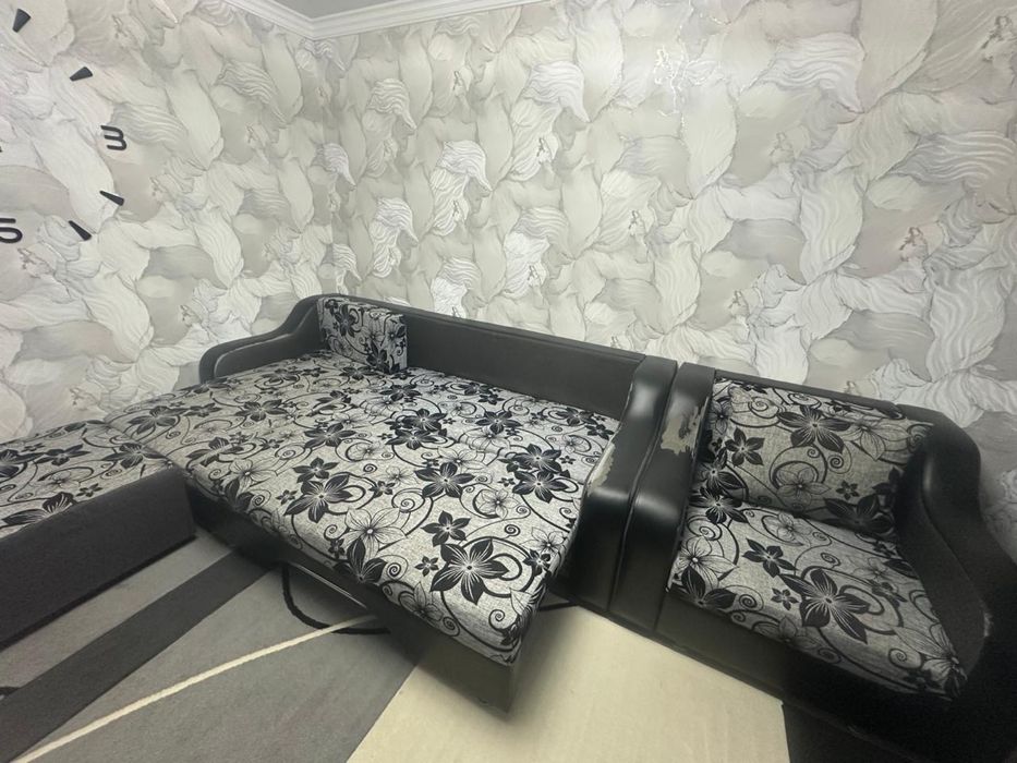 Продам угловой модульный диван