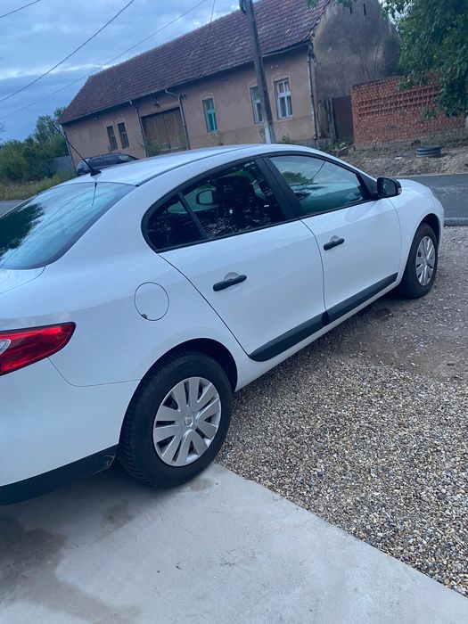 Renault de vanzare tel.00393896119560