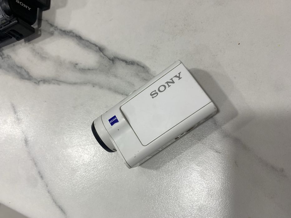 Экшн камера Sony HDS-AS300