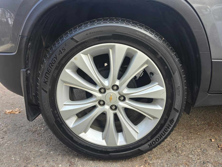 Chevrolet Tracker Premier 2020 г. 50,000 км пробег