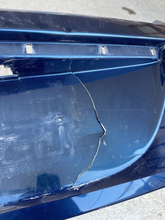 Продам задний бампер на кобальт