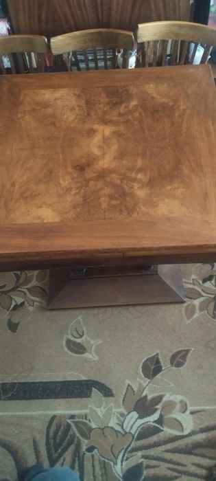 Разтегателна маса