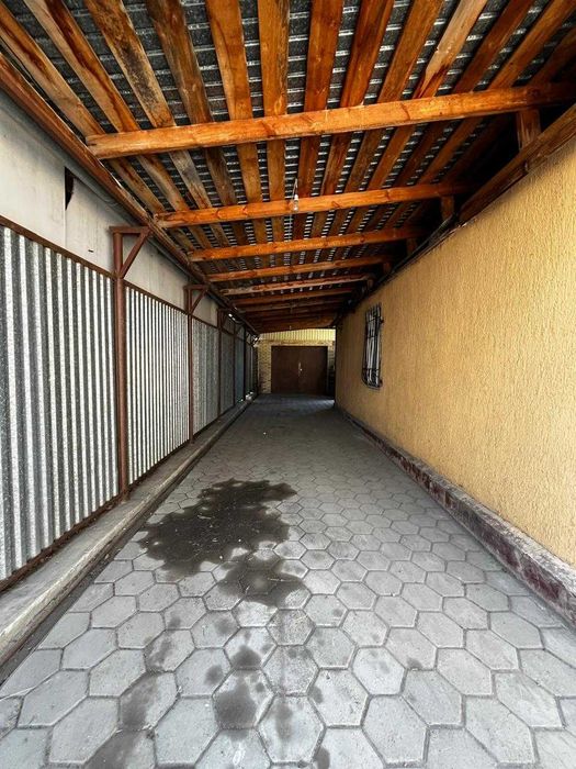 Продаю 3-комнтаный дом  в городе!