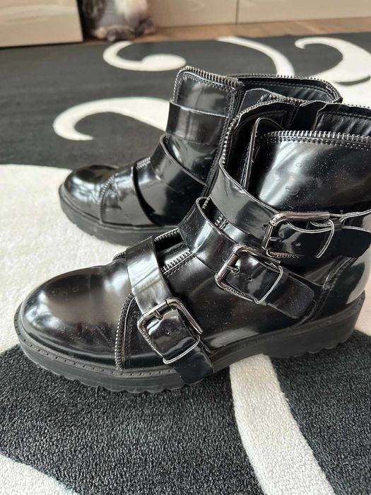 Кожени боти - черни