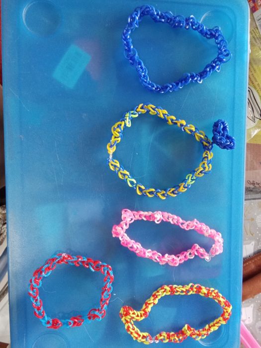 Украшения из резиночек