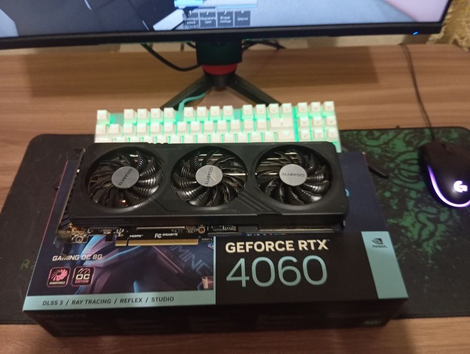 Продам видеокарту Rtx 4060 8gb
