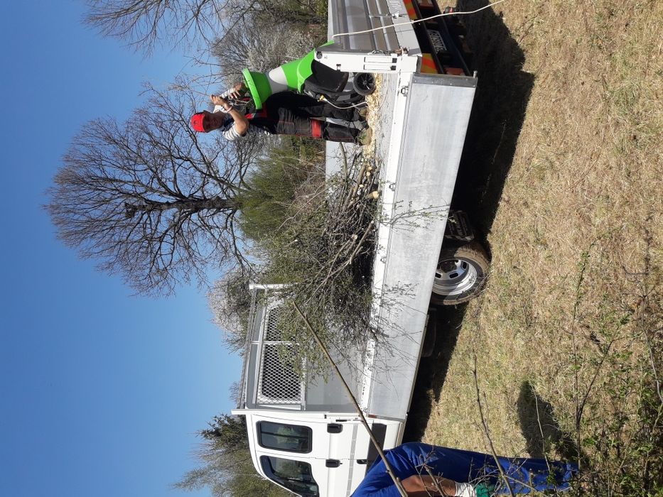 Услуги с багер, минибагер, вишка, самосвал, свредел, дробилка и др