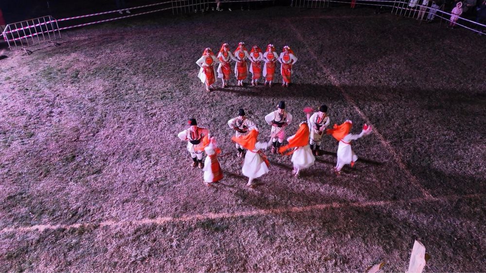 Фото и Видео заснемане на Сватби ,Абитуриентски балове и събития