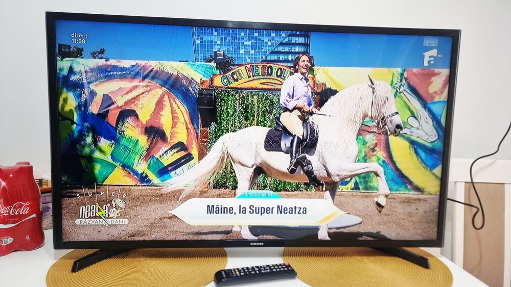 Led  Smart Samsung, 40 inch ,super functional,echipamente  si scule