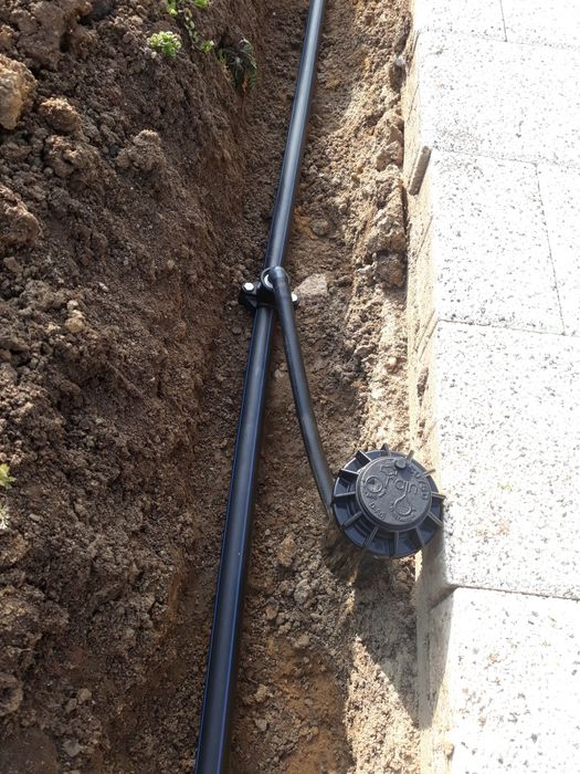 Gazon rulou si instalații de irigat automate