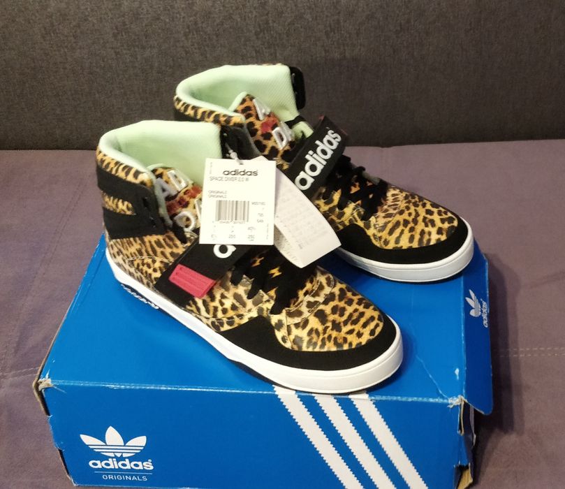 Adidas Originals - нови дамски кецове