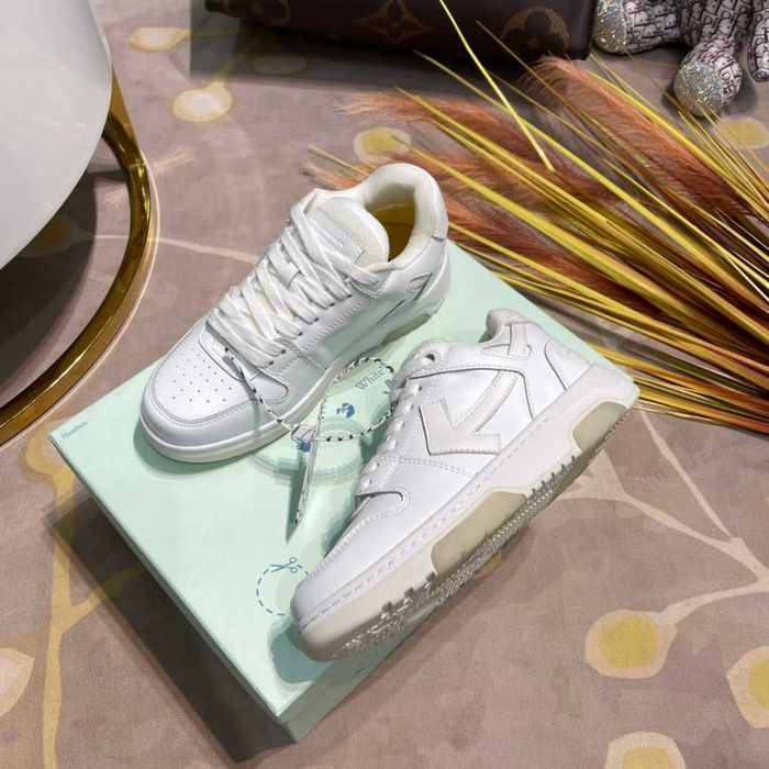 Adidasi Off White Out of office