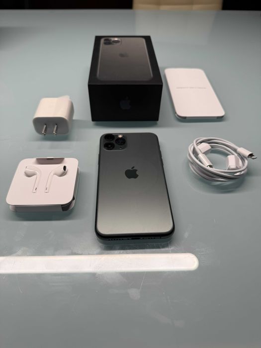 Продавам iPhone 11 Pro 64Gb Midnight Green като нов 93% SOH + подаръци