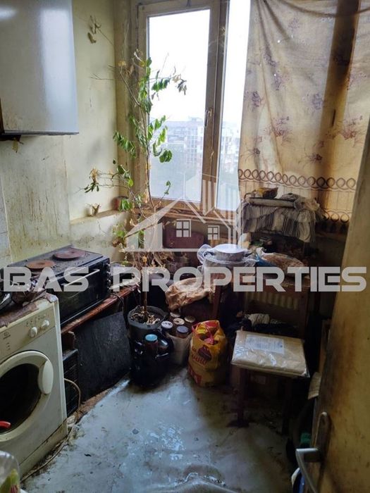 Продава се Едностаен апартамент в София, Сухата река - 40 кв.м за 2875 €/кв.м - Снимка #1