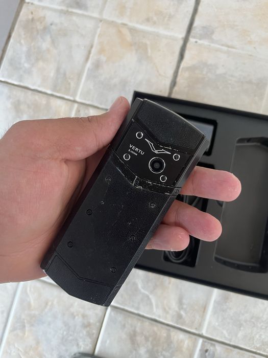 Vertu телефон сатылады сост жаксы