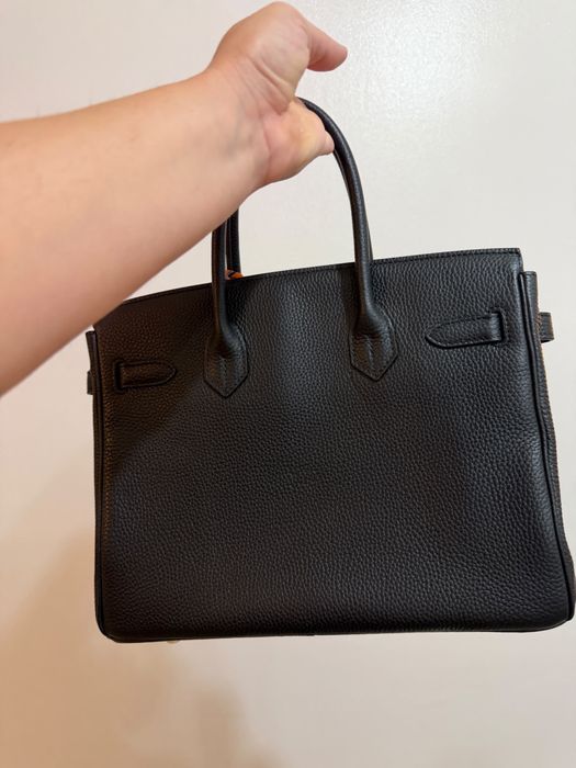 Geantă Hermès Birkin neagră – piele naturală, curea umăr, hardware auriu