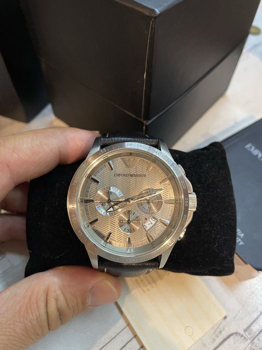 Часовник Emporio Armani