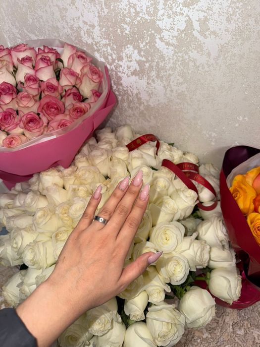 гигант шар 160см и букеты