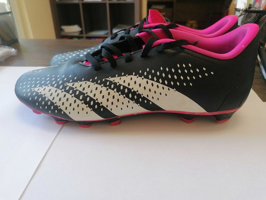 Футболни маратонки