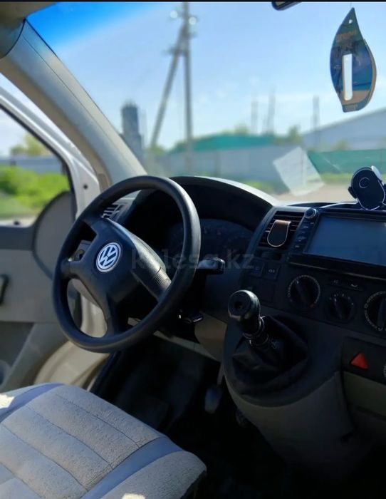 Продам авто Volkswagen Transporter